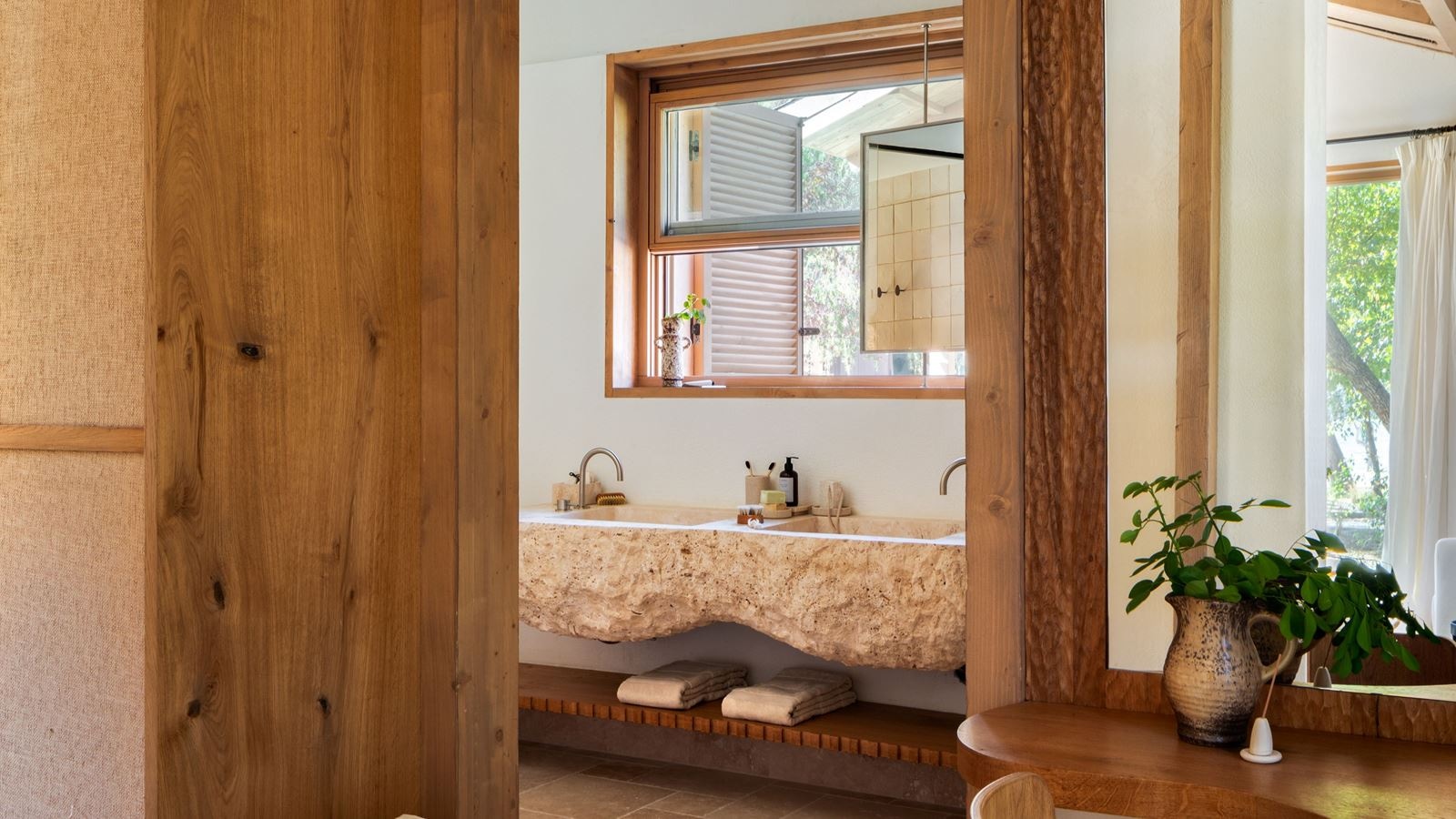 rooms-forest-view-cabana