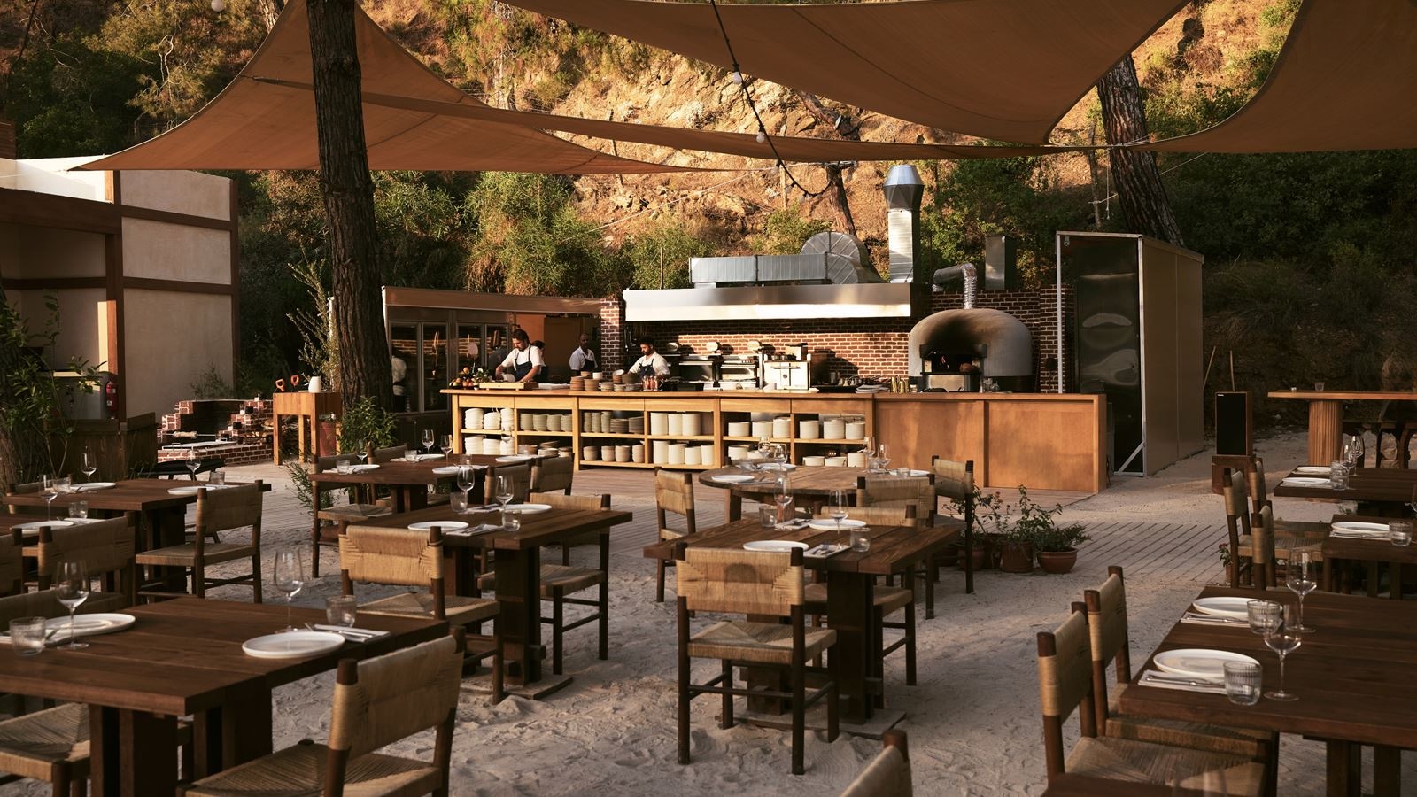 restaurants-ay-restaurant