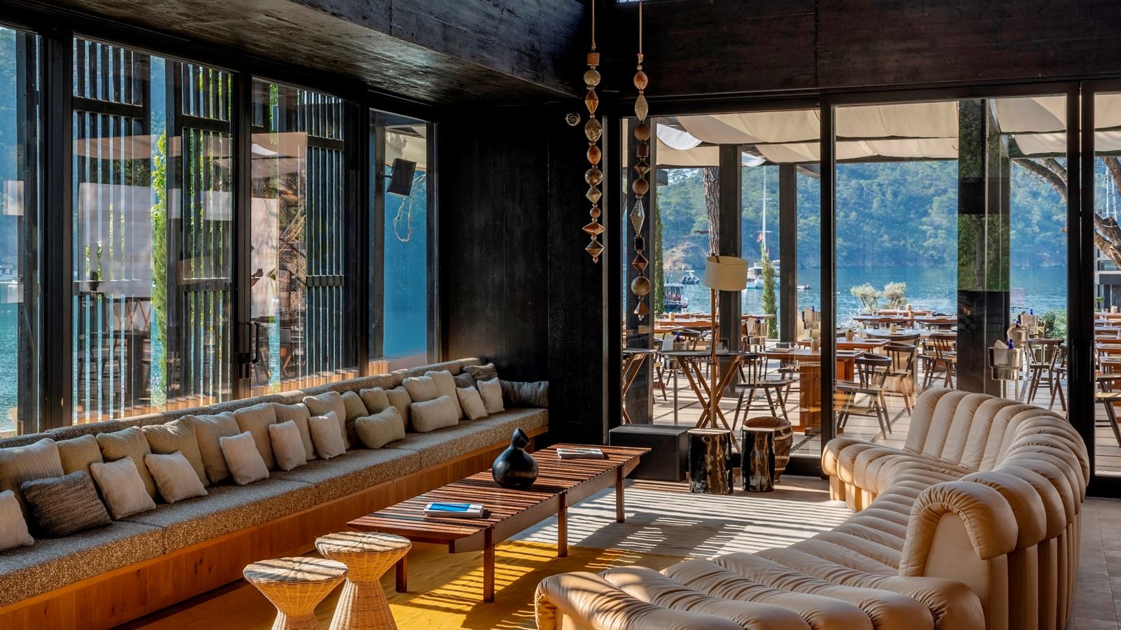 restaurants-glass-house-restaurant