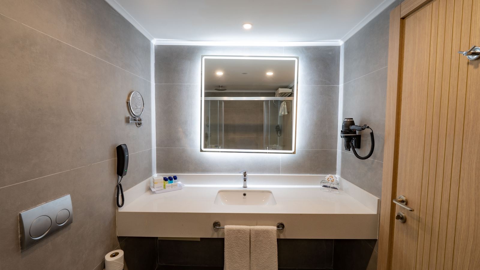 rooms-deluxe-side-sea-view-single-use