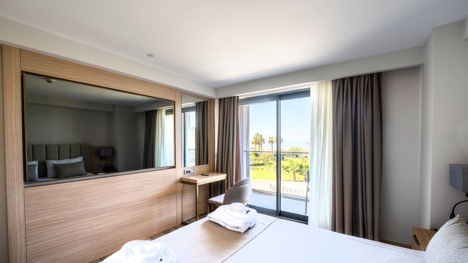 rooms-suite-jacuzzi