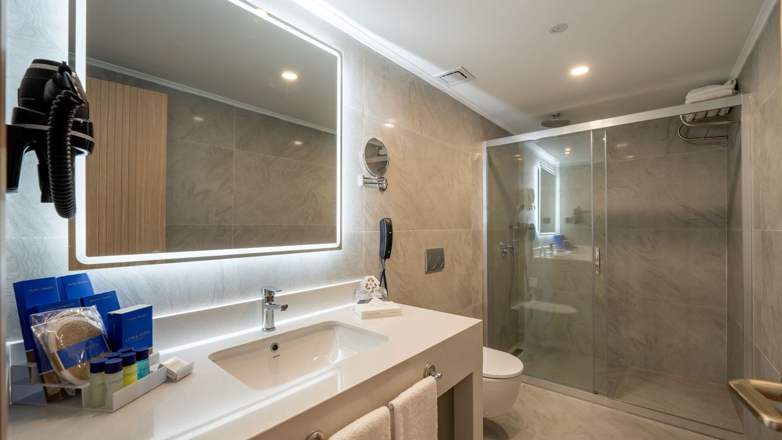 rooms-king-suite