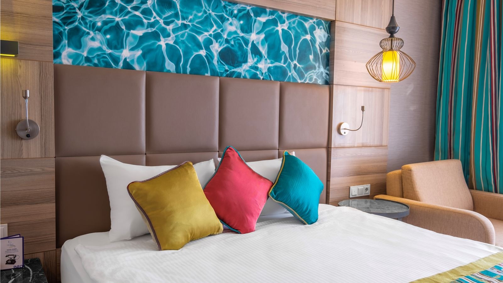 rooms-standart-room-land-view