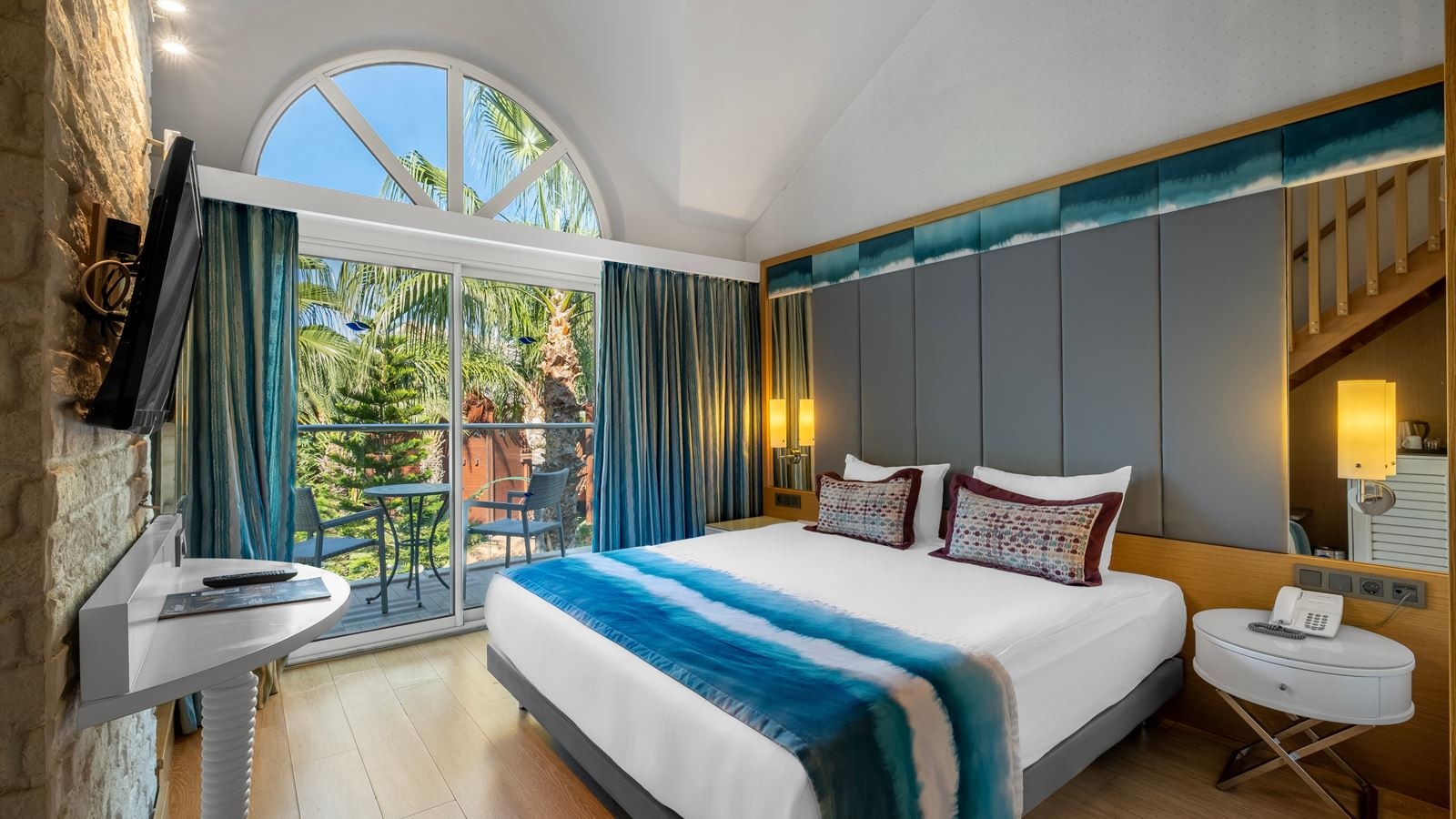 rooms-villa-suite-second-floor