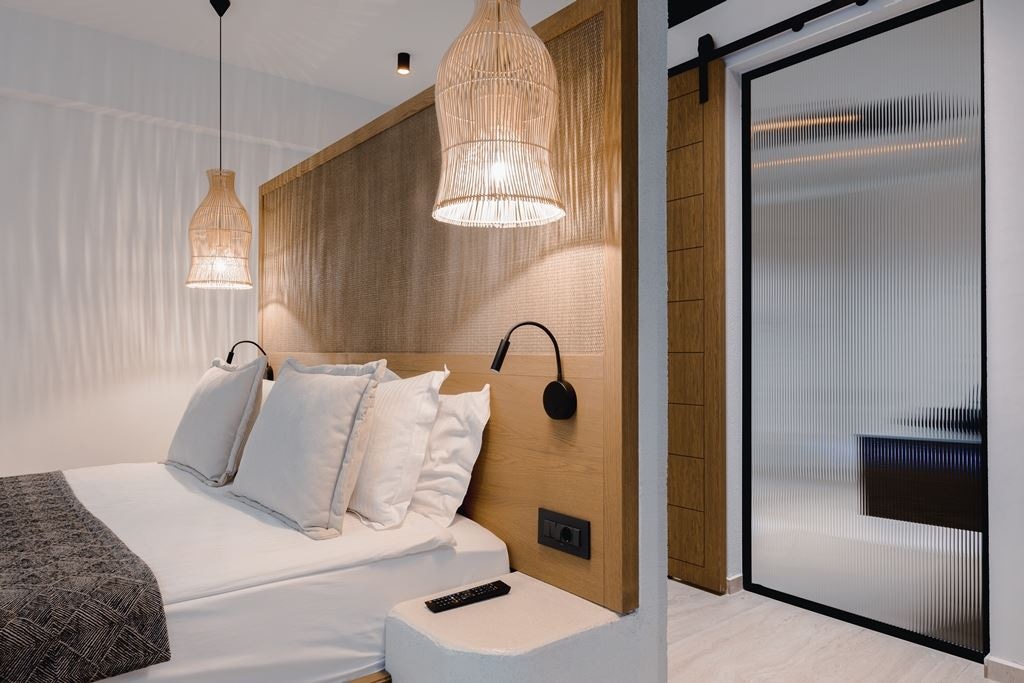 rooms-premium-suit