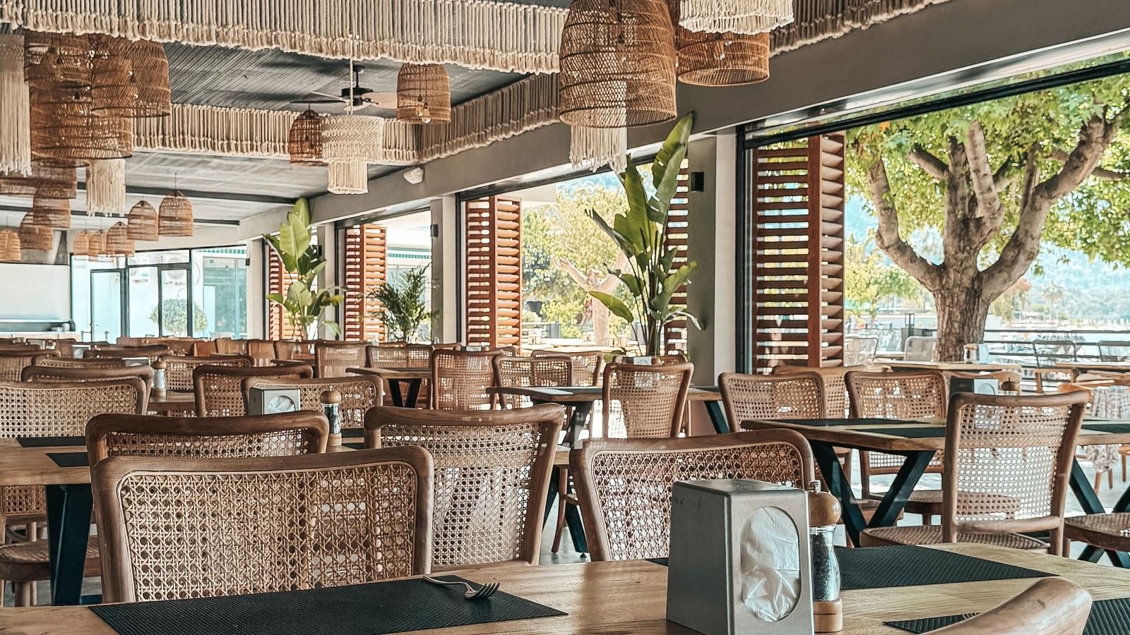 restaurants-main-restaurant