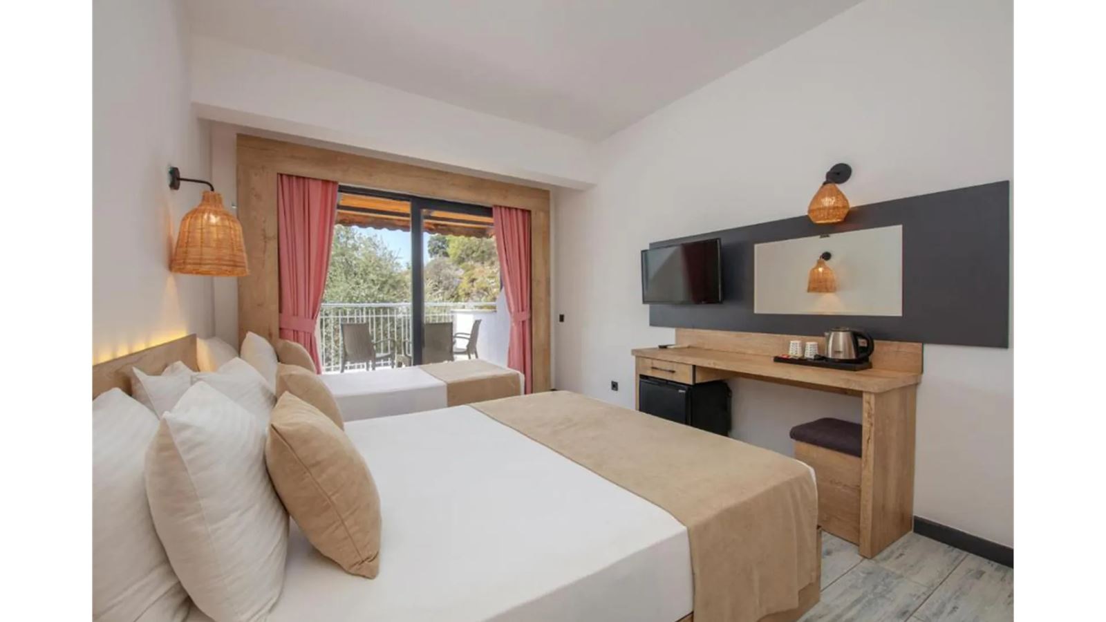 rooms-standard-room-land-view