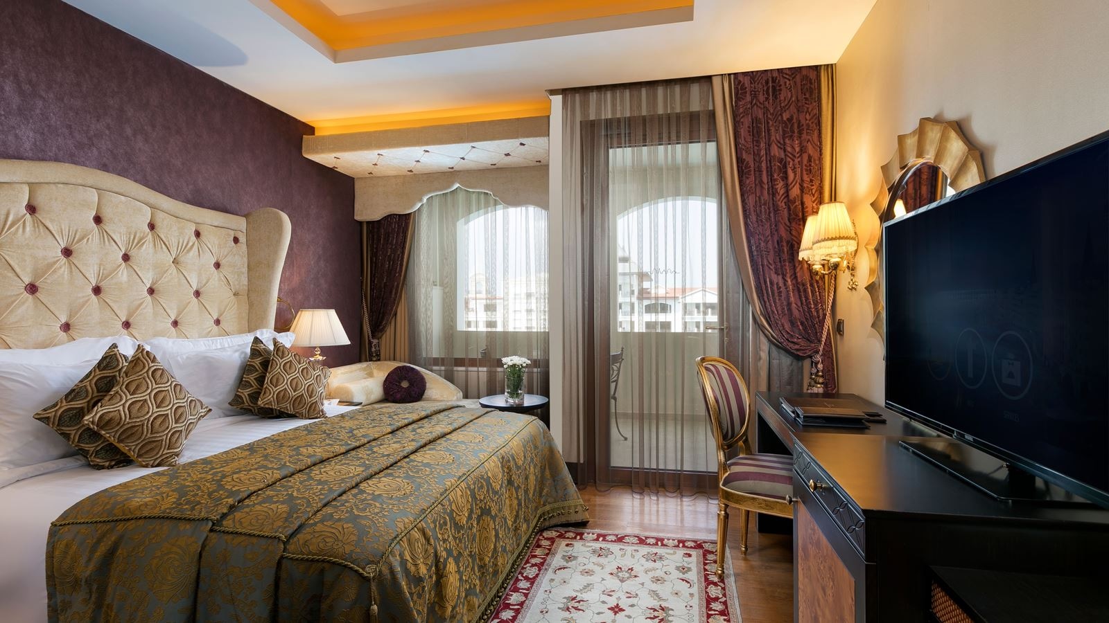 rooms-classic-room