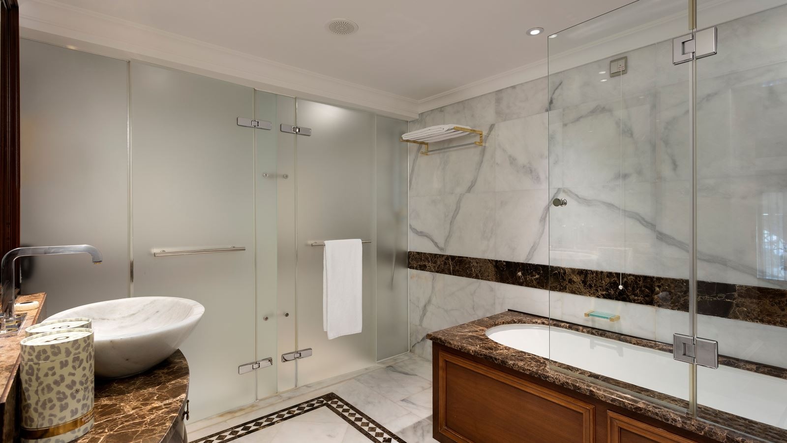 rooms-premium-pool-duplex-suite-swim-up