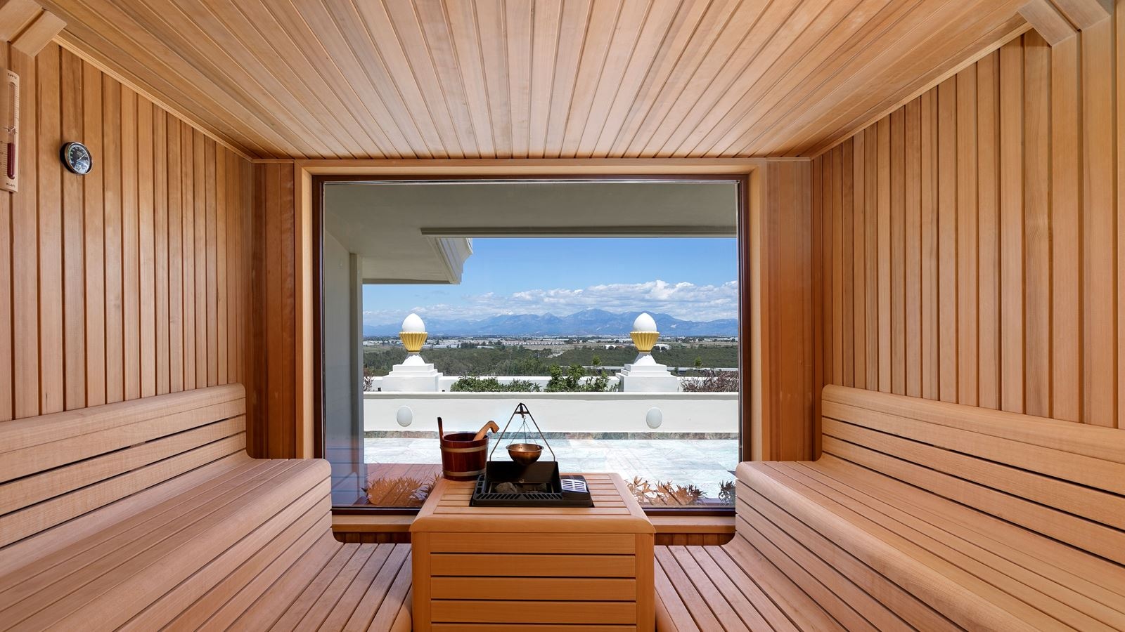 rooms-king-suite
