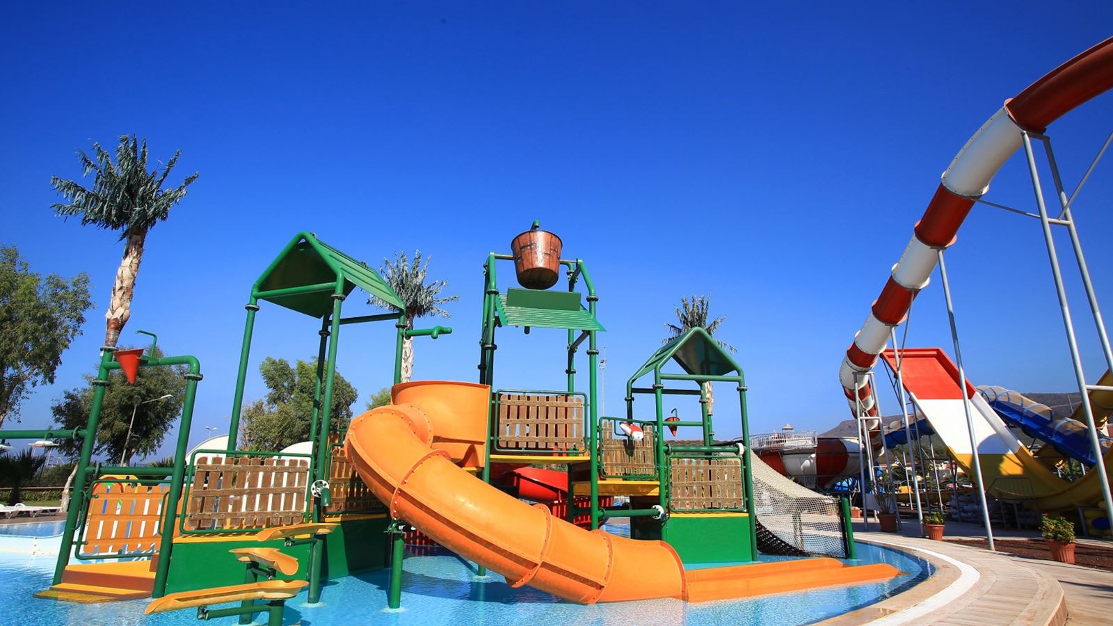 water-park-water-park