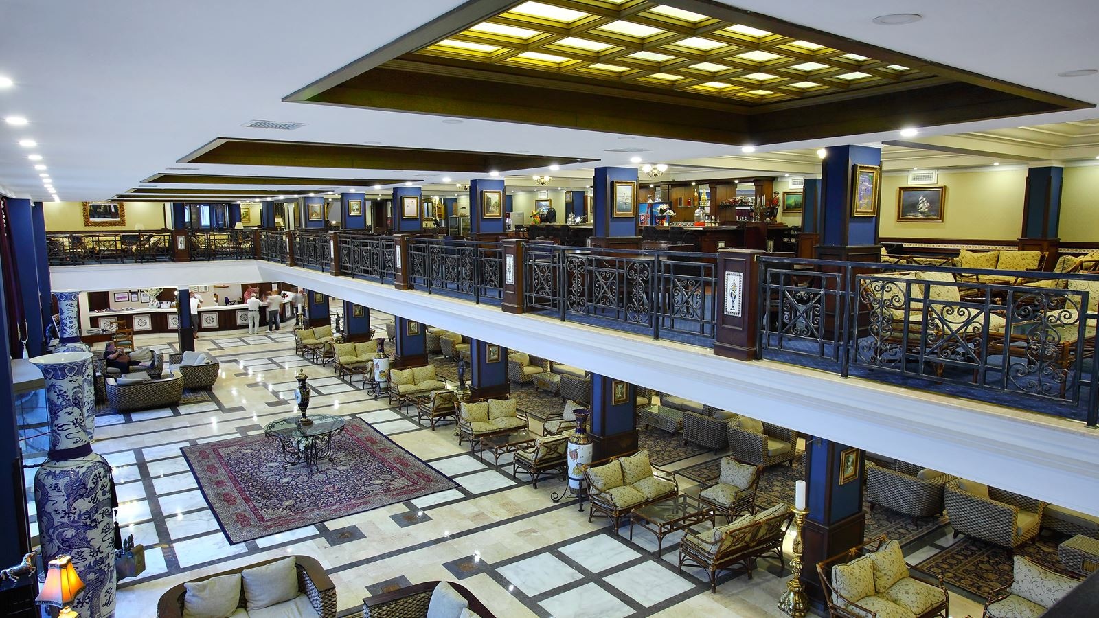bars-lobby-bar