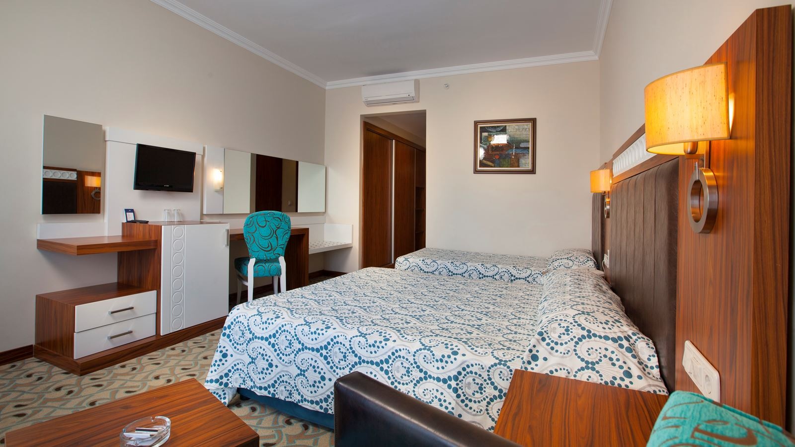 rooms-standard-room