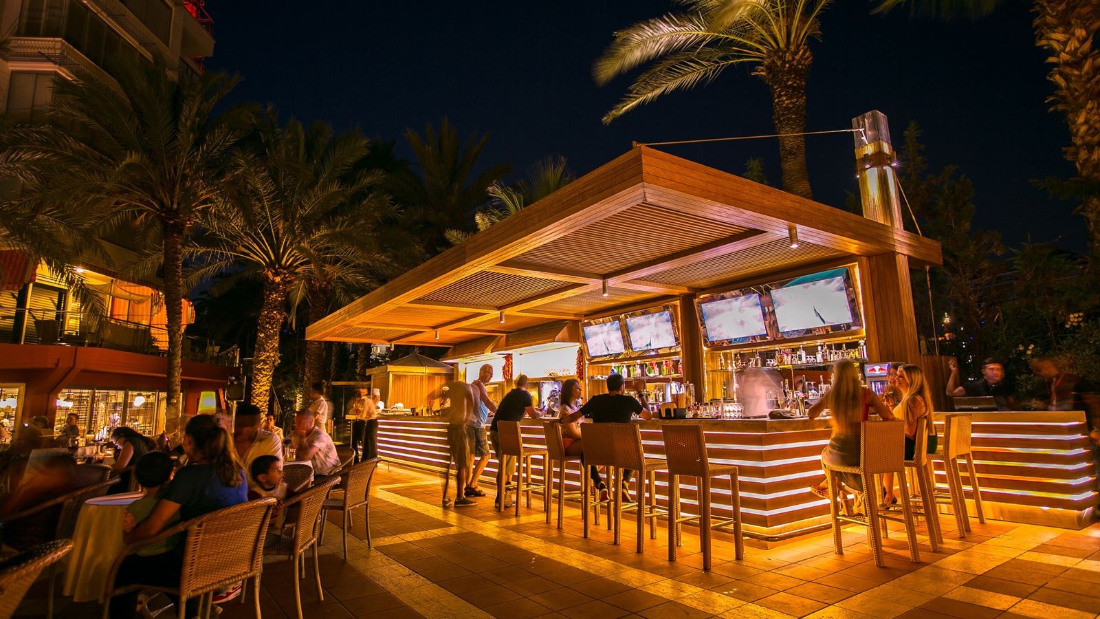 bars-beach-bar