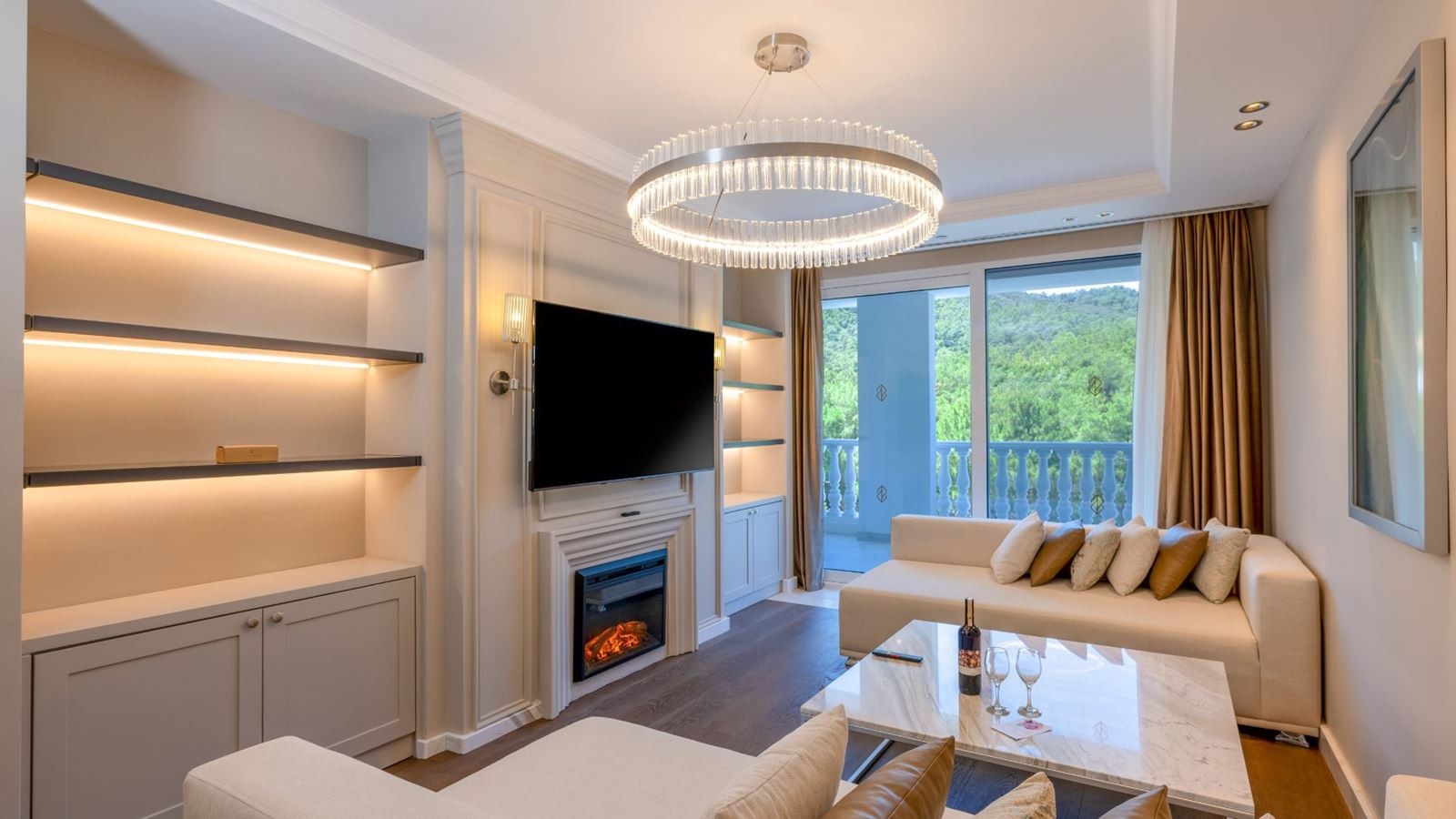 rooms-mare-signature-family-suite-land-view-venezia-building-6th-floor