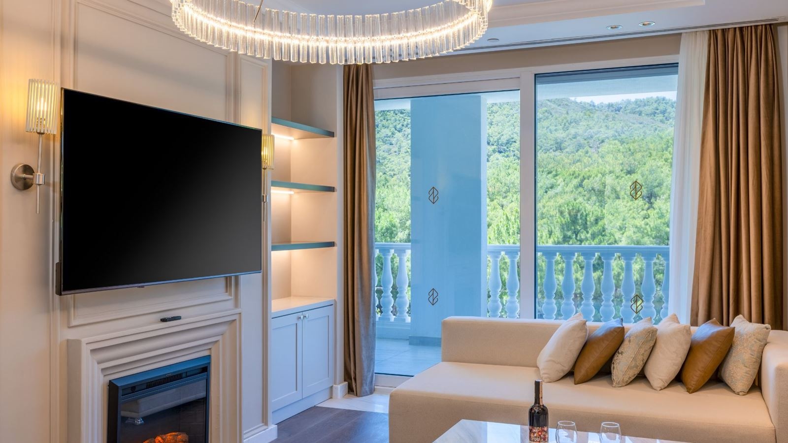 rooms-mare-signature-family-suite-land-view-venezia-building-6th-floor