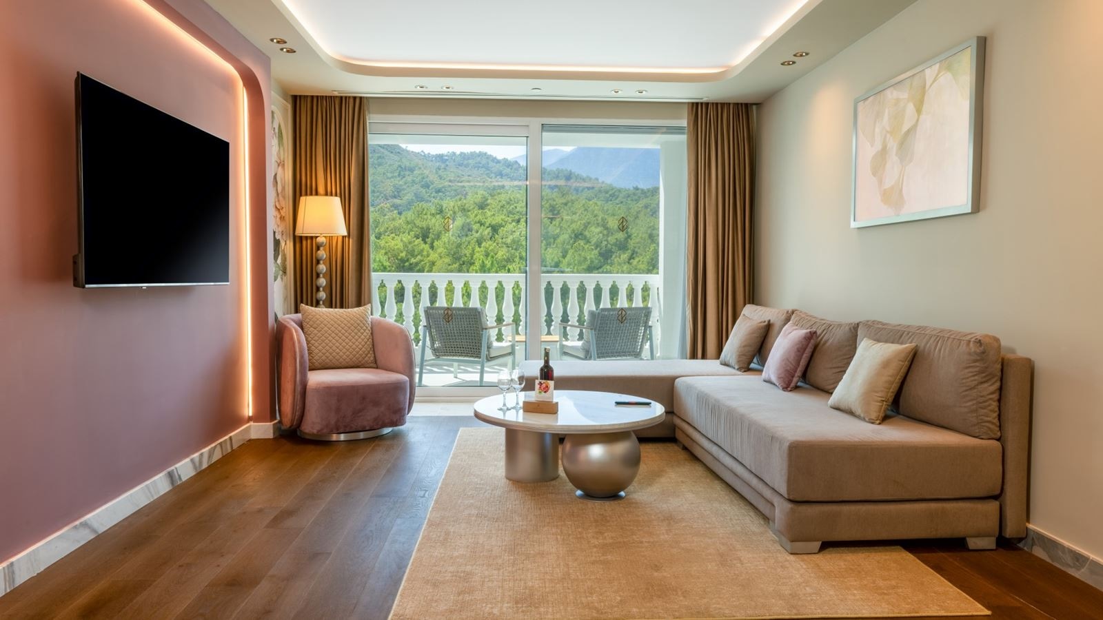 rooms-nido-family-suite-land-view-venezia-building-6th-floor