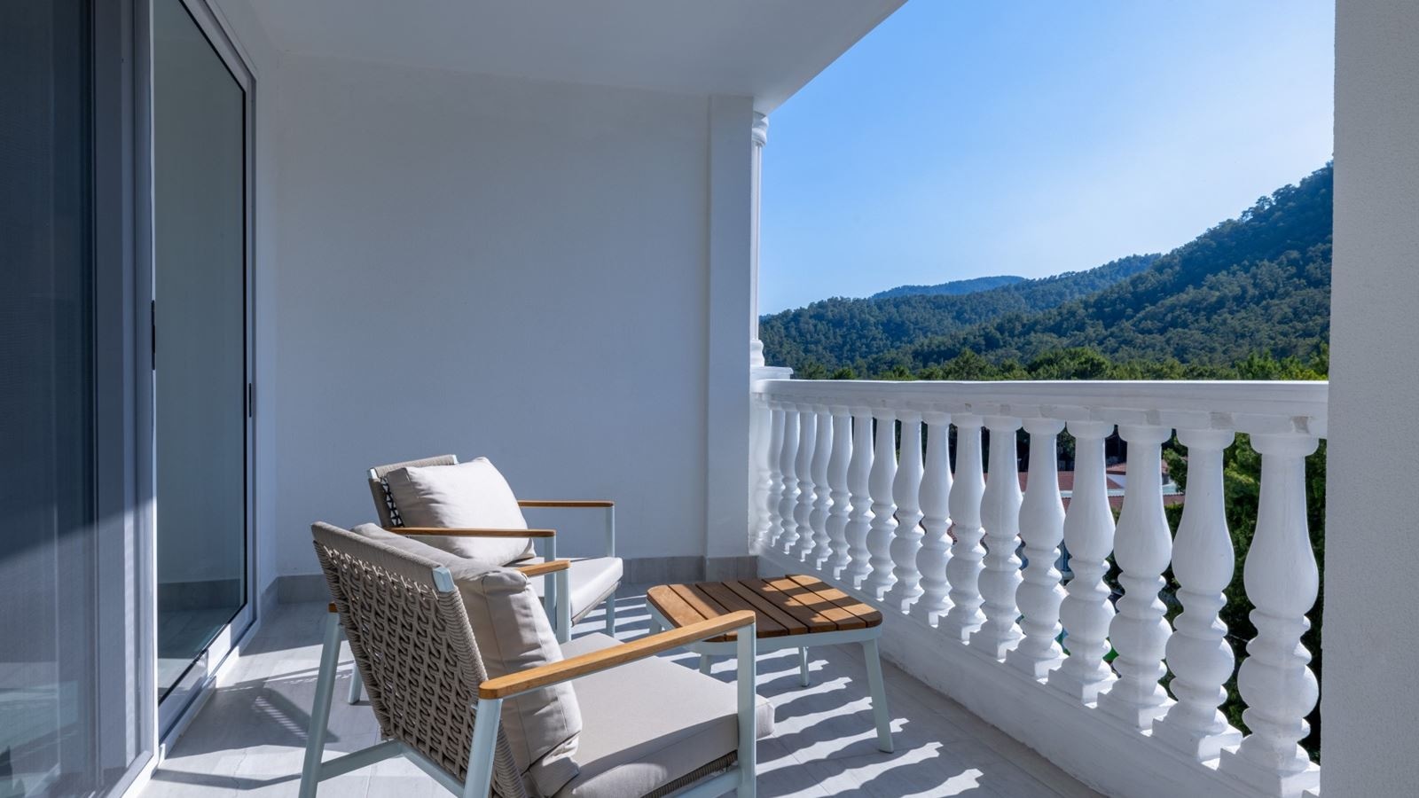 rooms-nido-family-suite-land-view-venezia-building-6th-floor