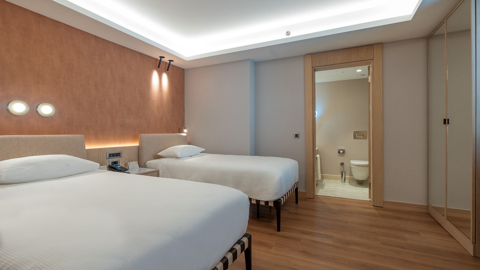 rooms-family-suite-room