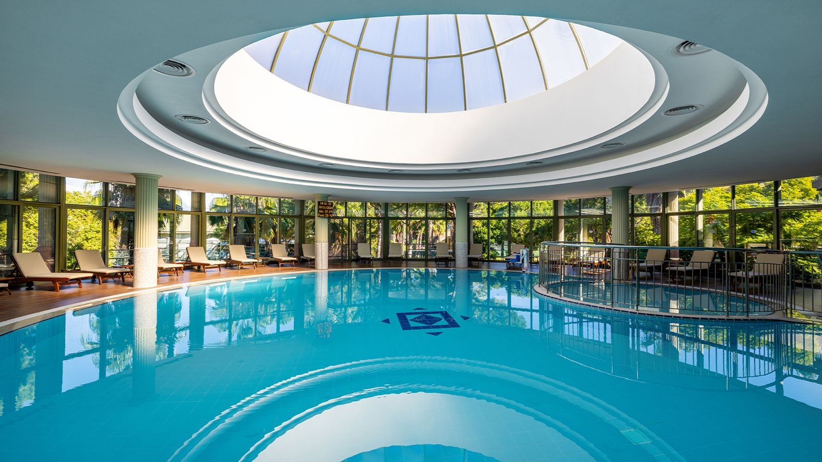 pools-indoor-pool
