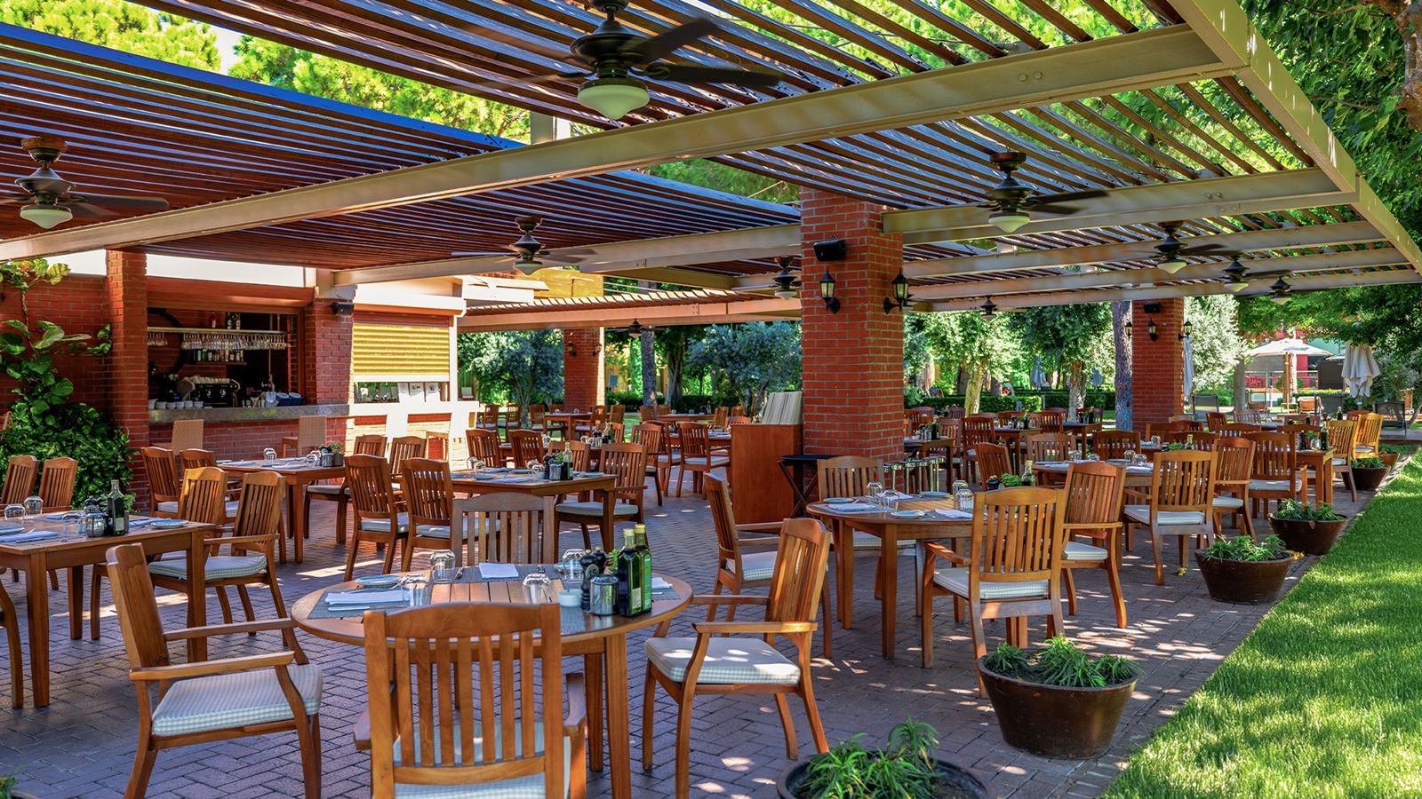 restaurants-la-tratoria-romana-a-la-carte