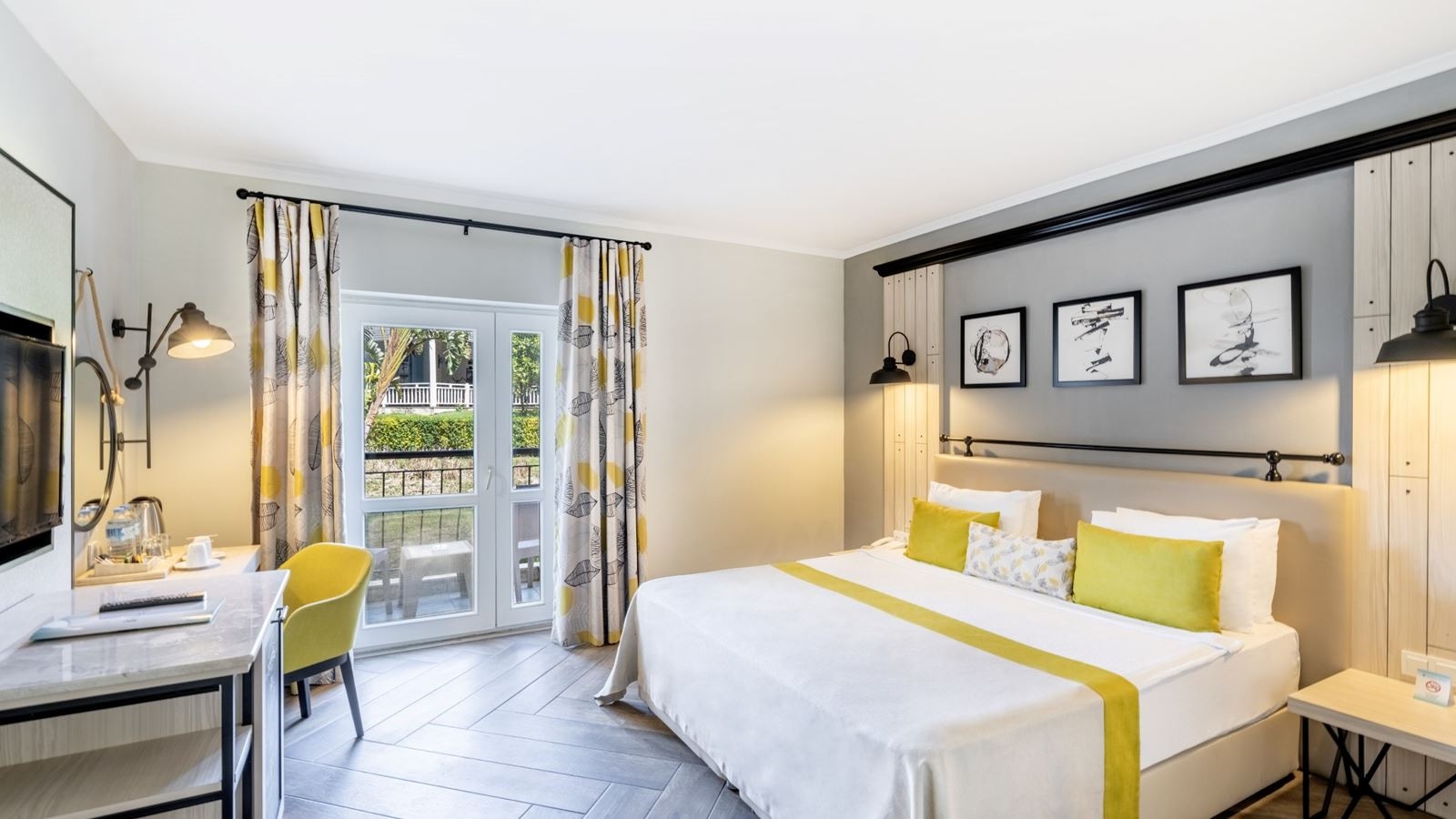 rooms-premium-room