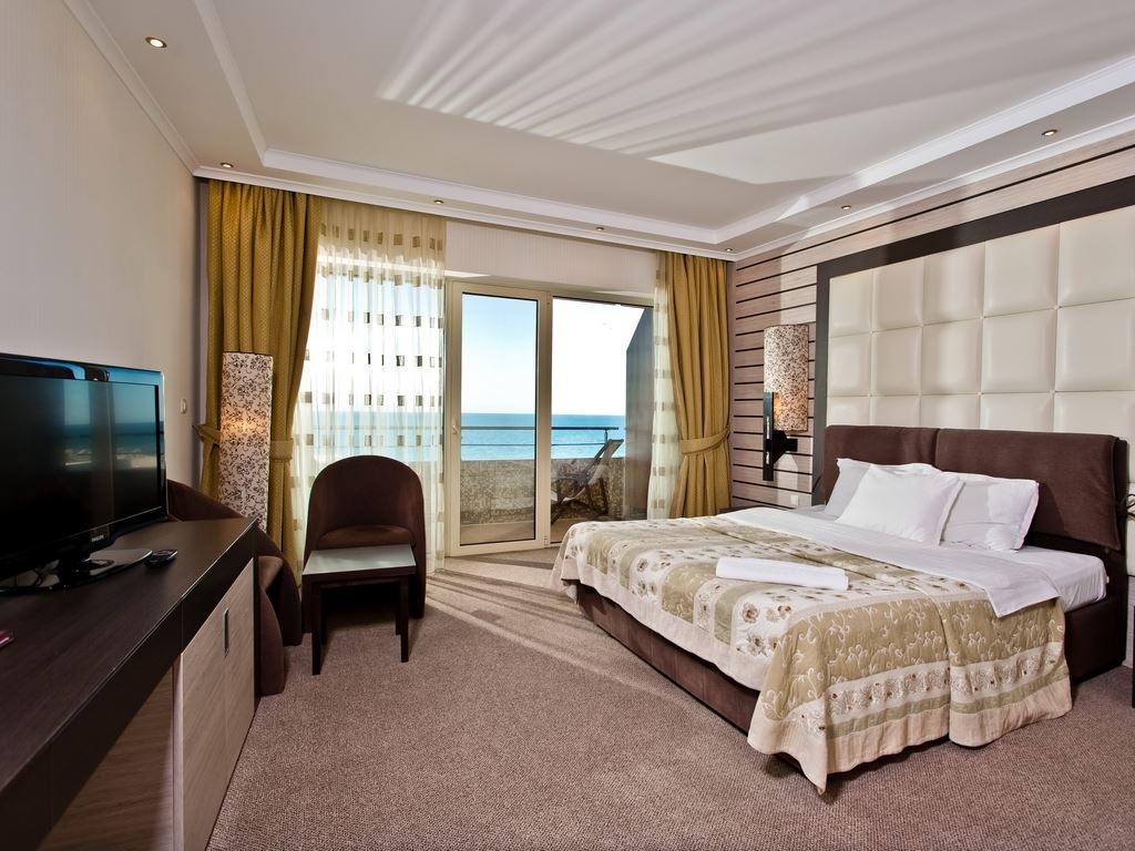 rooms-singleuse-standard-room-seaview-balcony