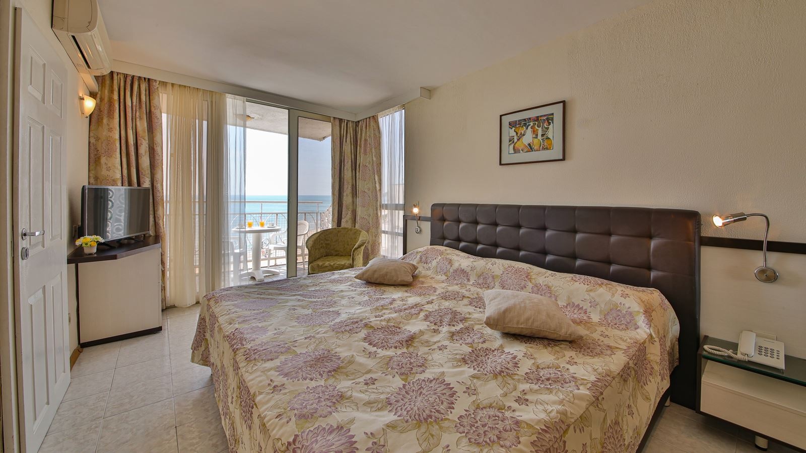 rooms-standard-room-seaview-balcony-or-terrace