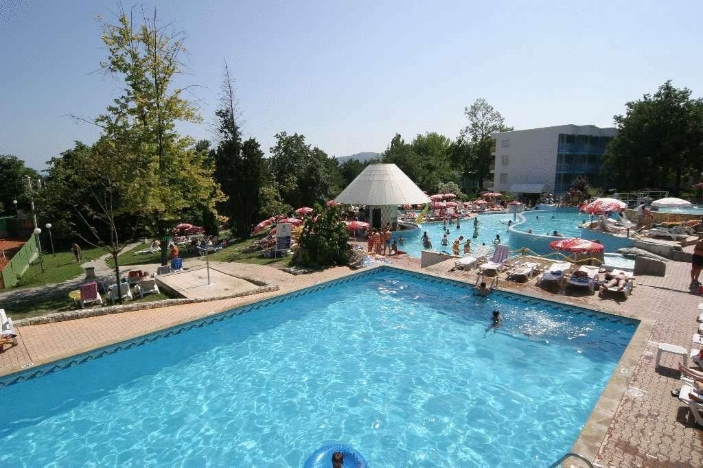 pools-pools
