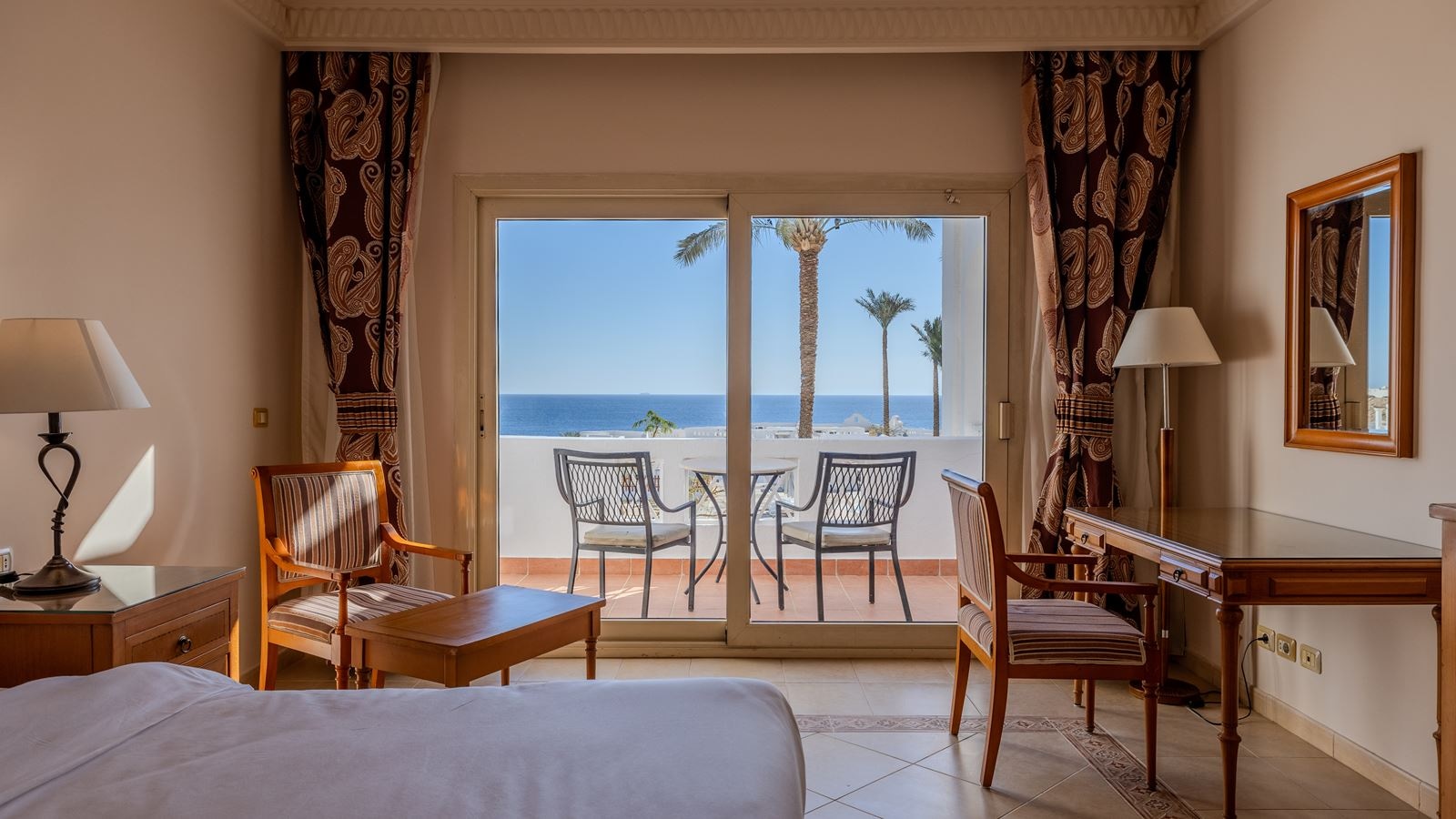 rooms-standard-beach-front