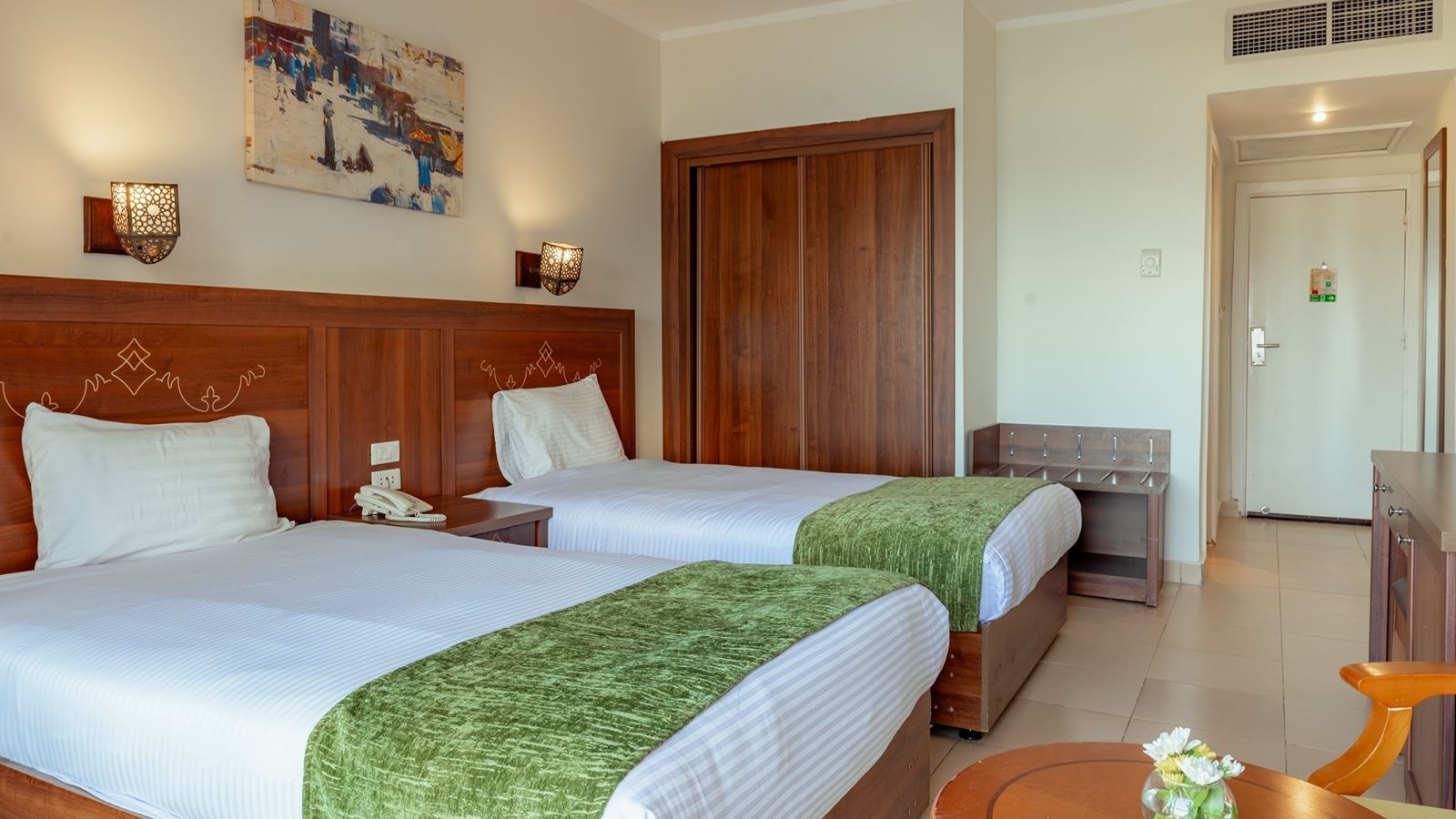 rooms-standard-room