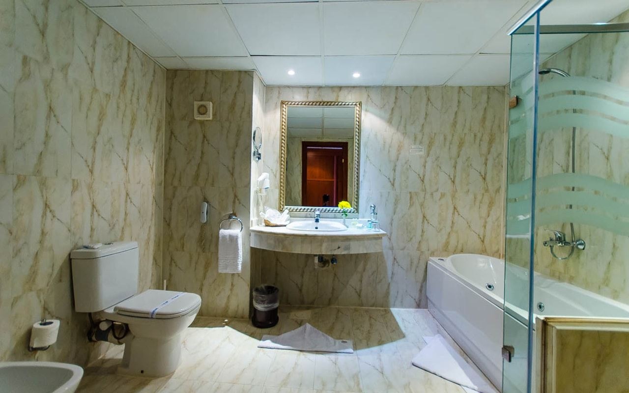 rooms-standard-room