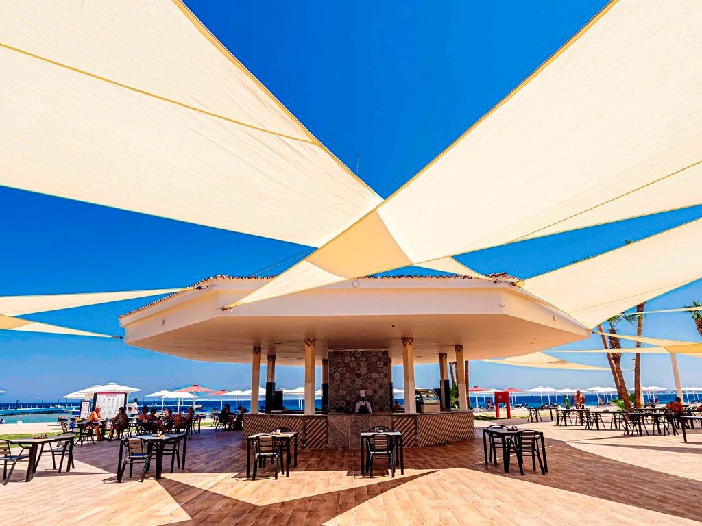 bars-aqua-fun-pool-bar