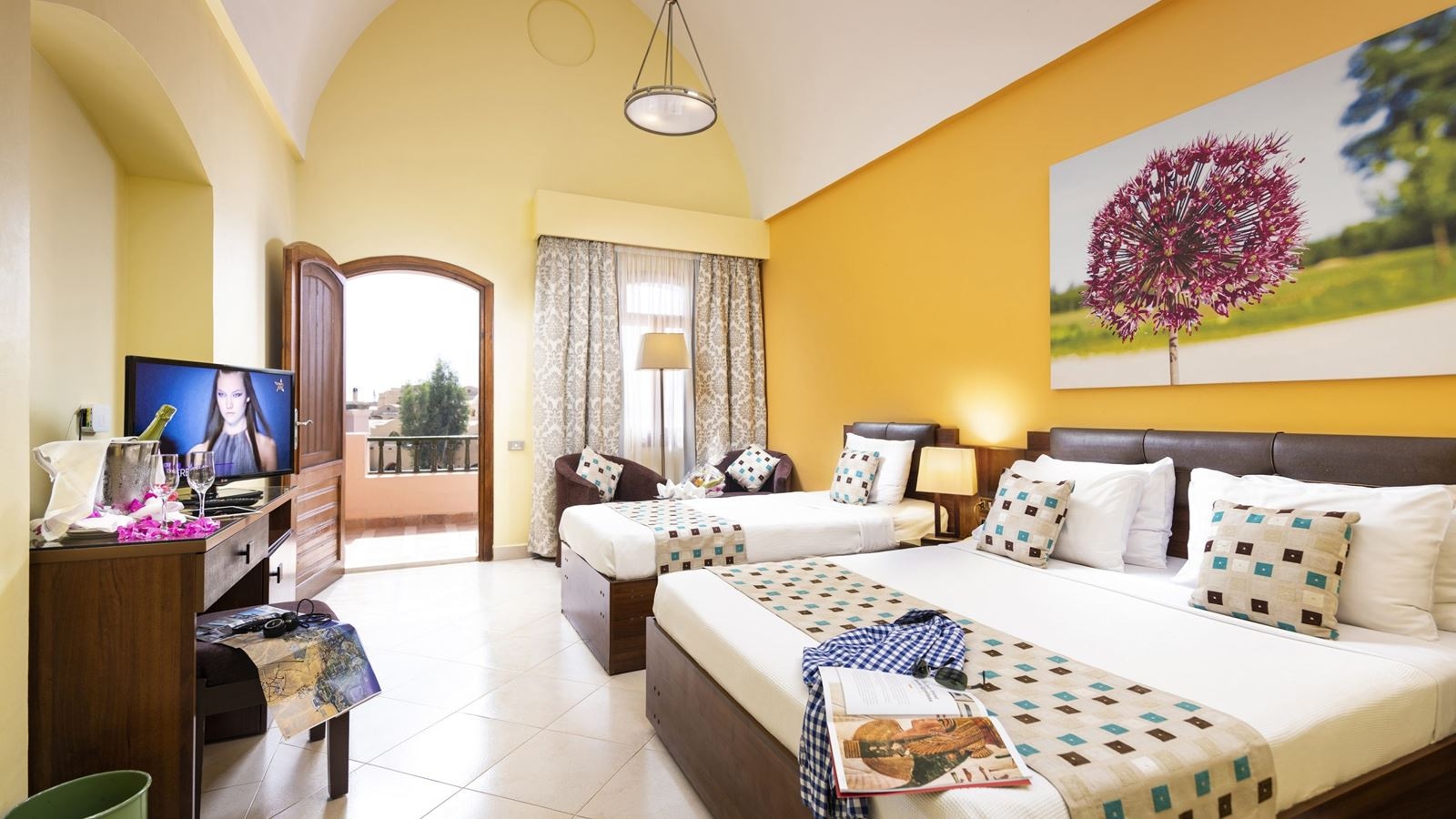 rooms-premium-family-room