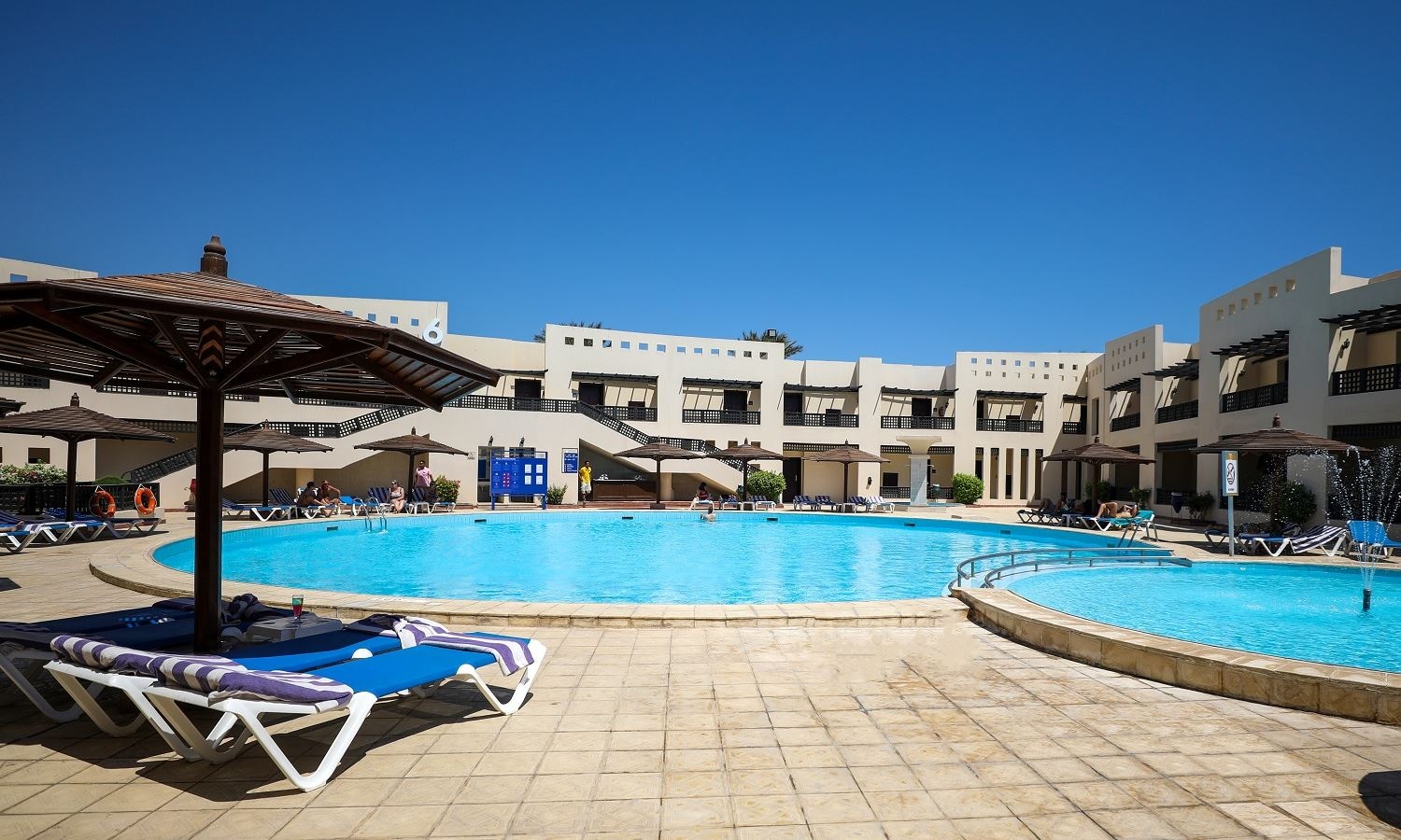 pools-outdoor-pool