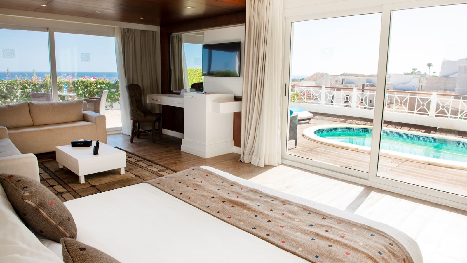 rooms-executive-suite