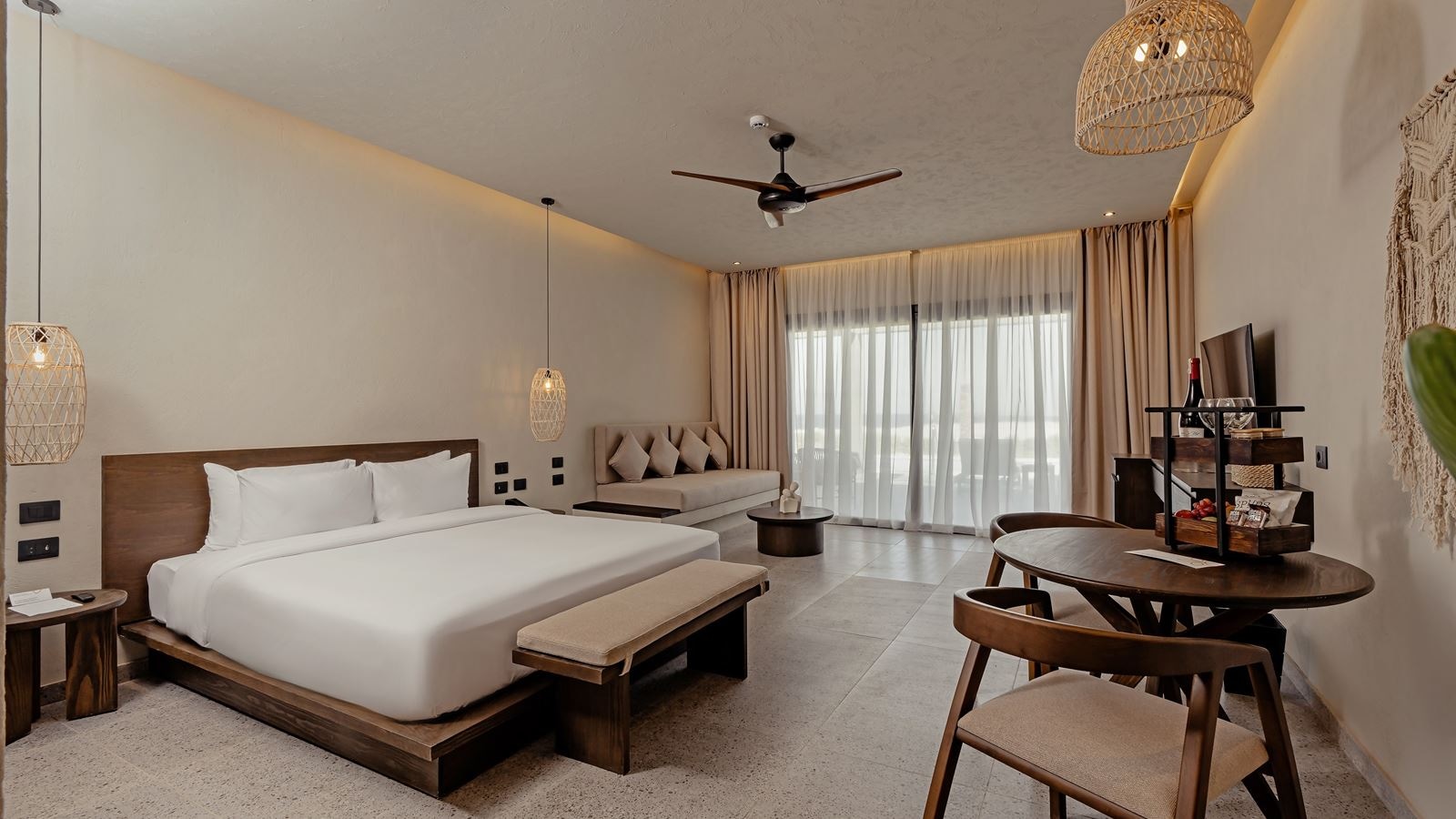 rooms-swim-up-junior-suite-garden-view