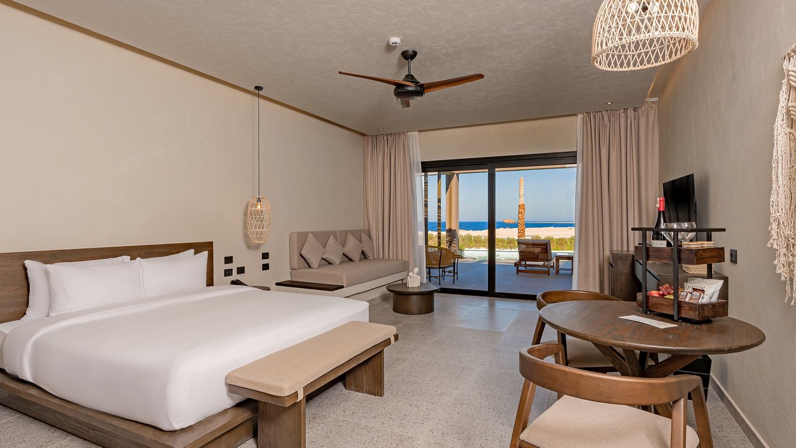 rooms-swim-up-junior-suite-sea-view