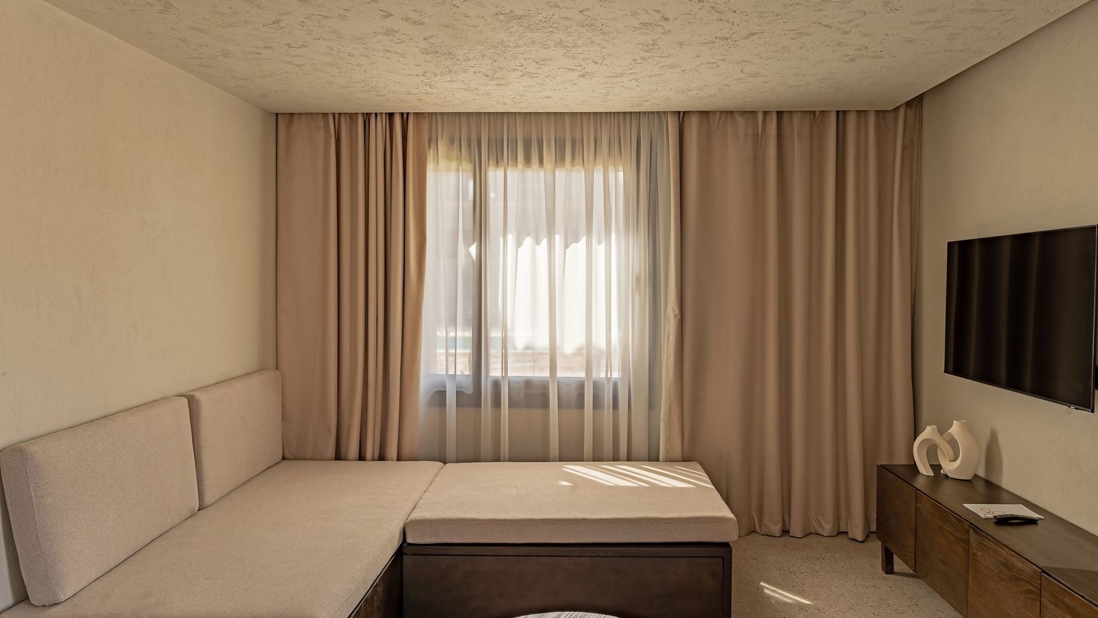 rooms-swim-up-suite-beach-front-sea-view