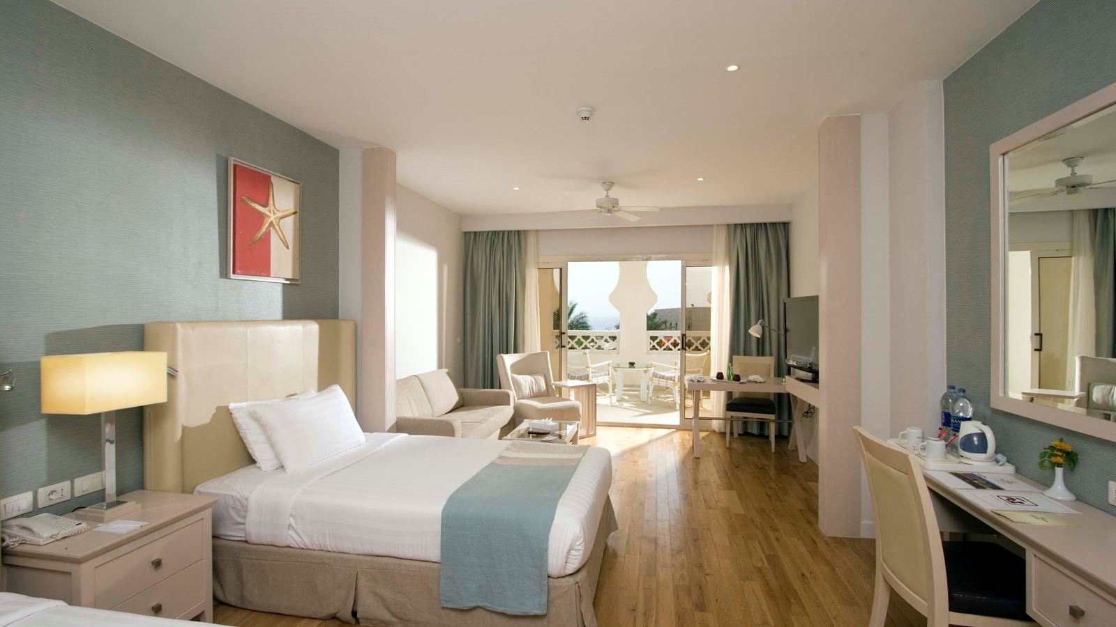 rooms-family--chalet-pool-or-garden-view