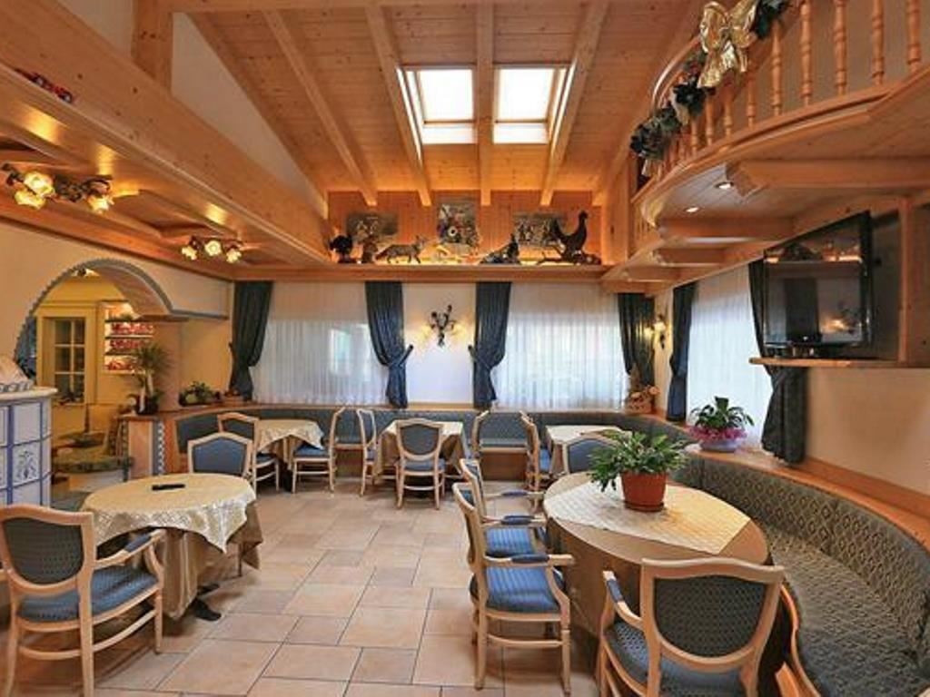 bars-chalet-alaska