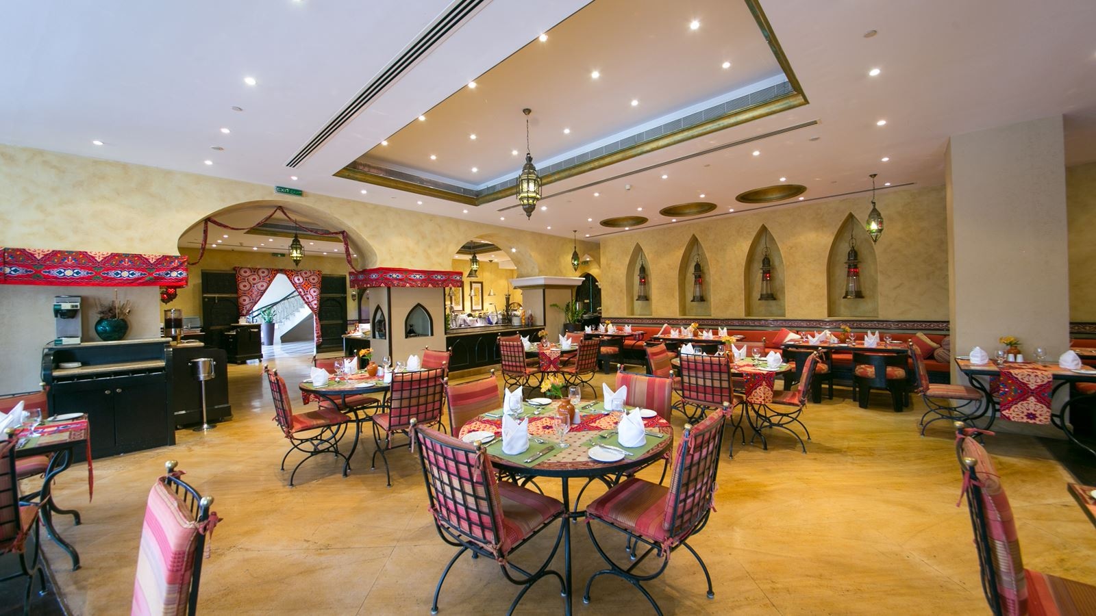 restaurants-restaurants