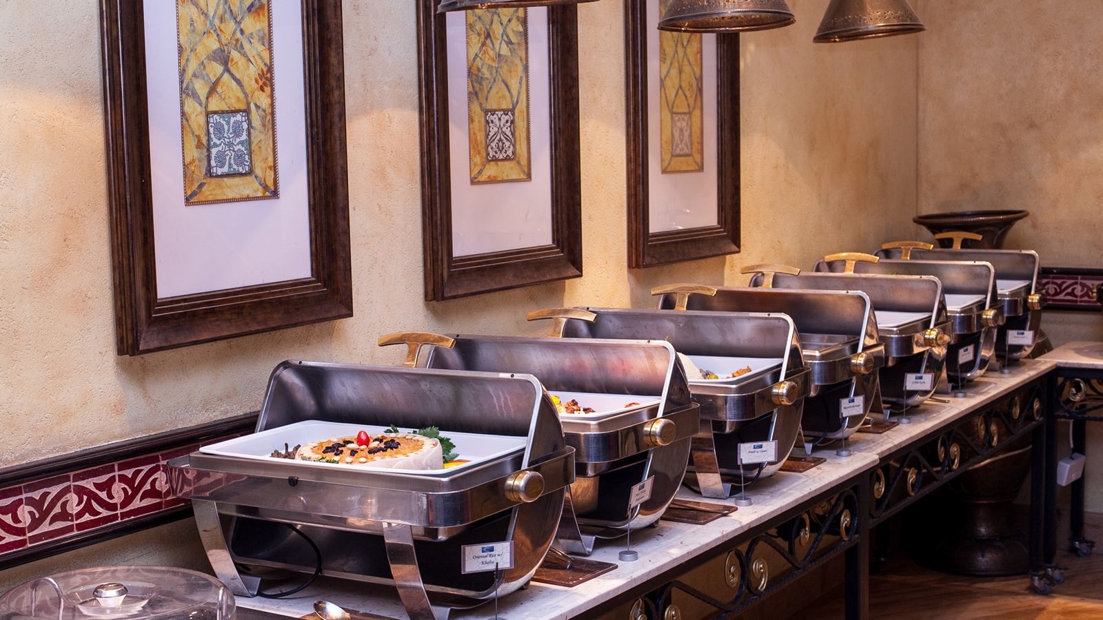 restaurants-restaurants