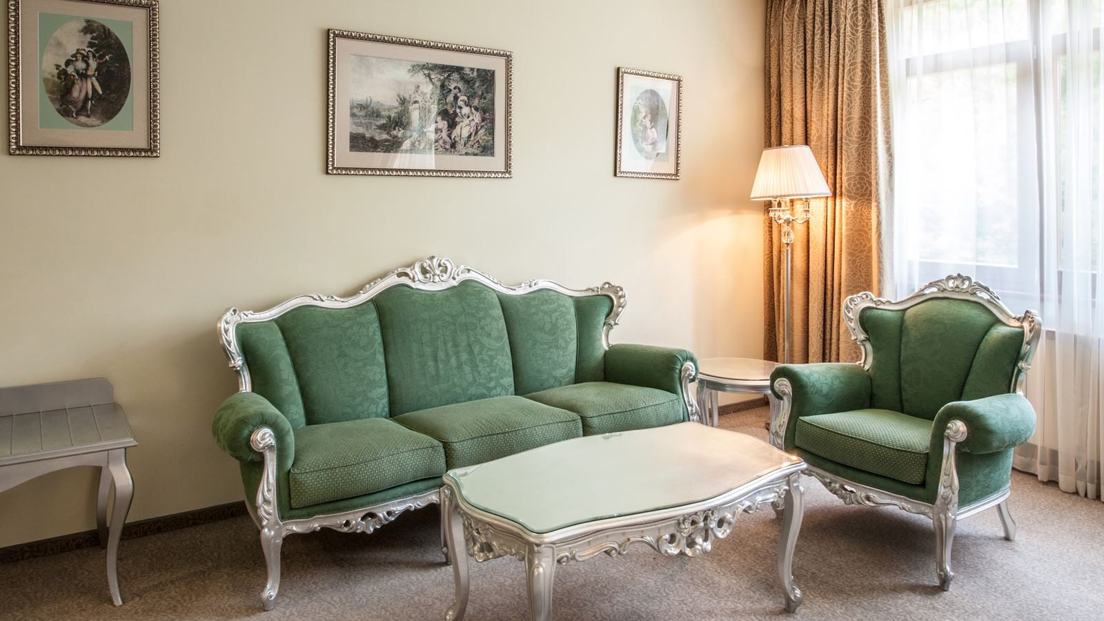 rooms-studio-suite