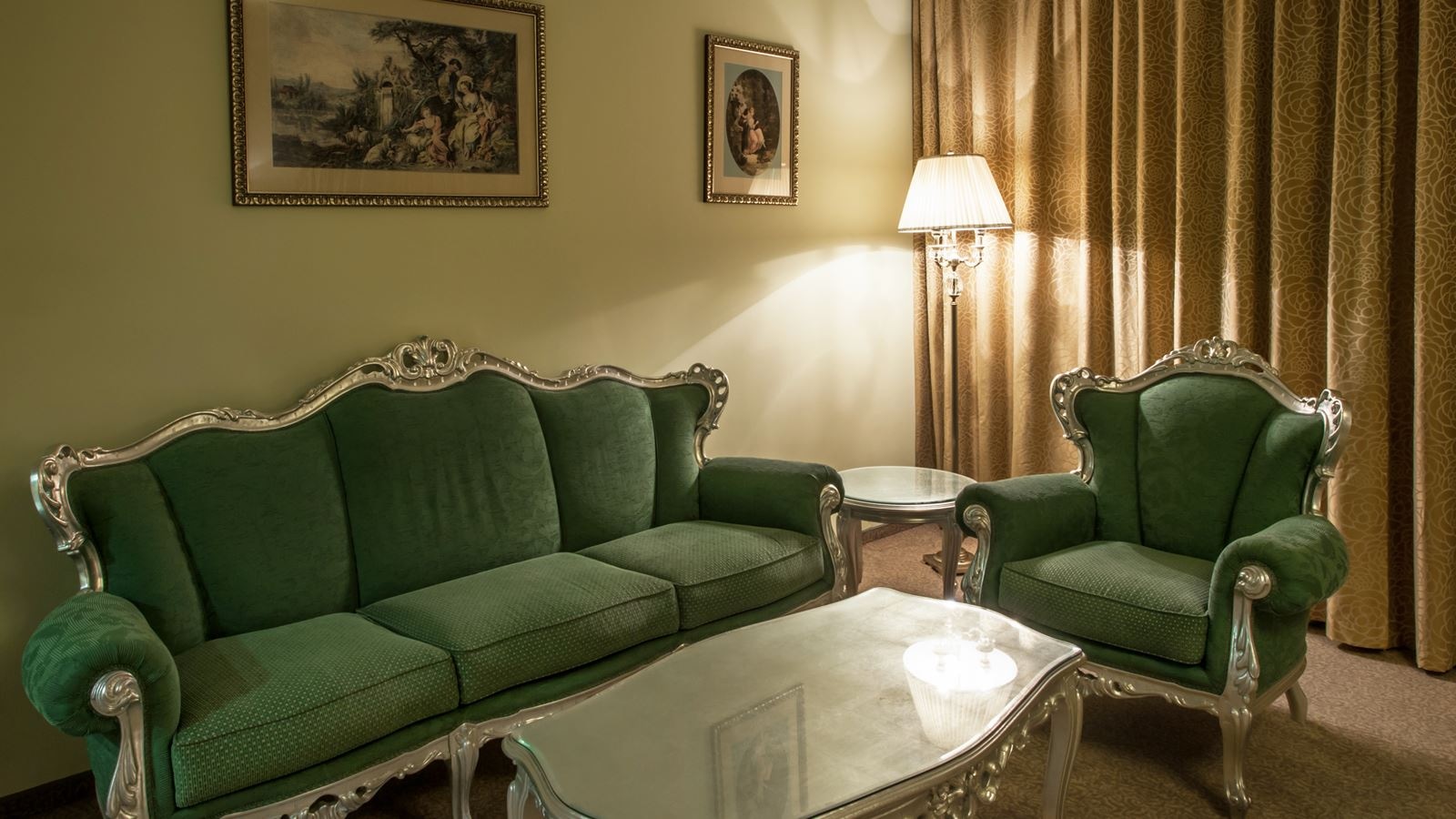 rooms-studio-suite