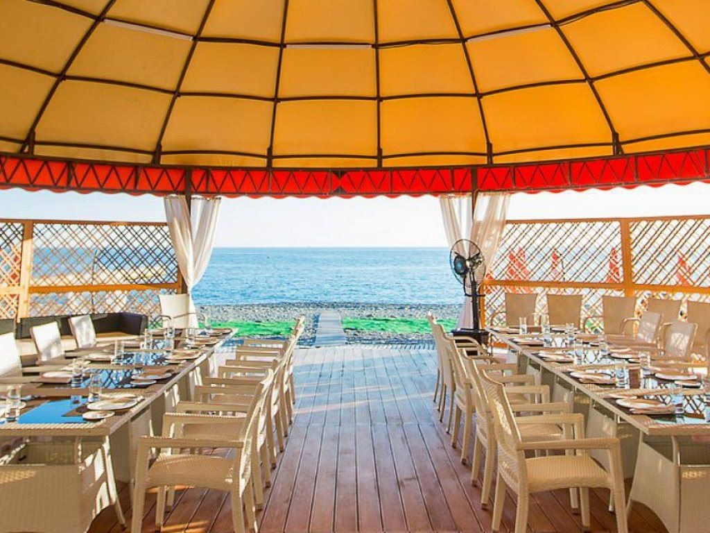restaurants-