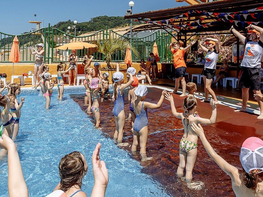 pools-outdoor--indoor-childrens-pool