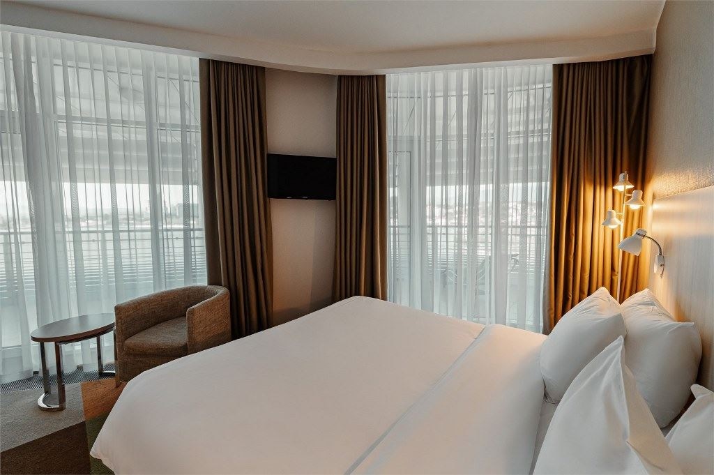 rooms-polu-lux