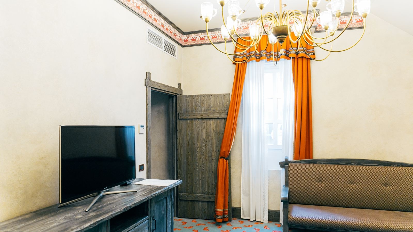 rooms-junior-suite