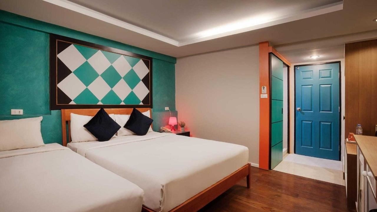 rooms-superior-room